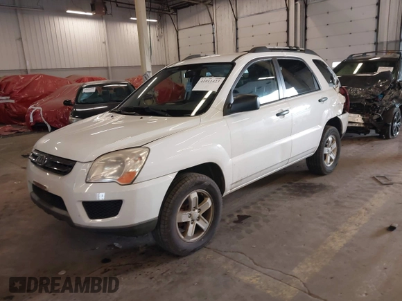 2009 Kia Sportage LX with VIN KNDJE723497563630, listed as a IAAI auction lot 41911423 with 213,040 mi miles. Bid and sale history available at carsss.com. Image 2.