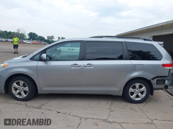 2013 Toyota Sienna LE AAS with VIN 5TDKK3DC7DS332092, listed as a IAAI auction lot 42676665 with 121,481 mi miles and . Bid and sale history available at DreamBid. Image 15.