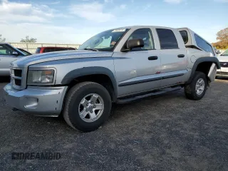 2008 Dodge Dakota с VIN 1D7HW78N78S598393, выставлен на аукционе Copart как лот 77828614 с пробегом 173 080 миль миль и На запчасти • Non repairable. История ставок и продаж доступна на DreamBid. Изображение 1.