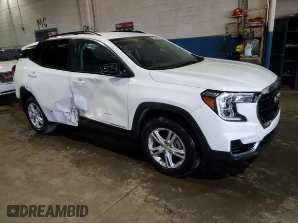 2023 GMC Terrain SLE with VIN 3GKALTEG1PL112360, listed as a Copart auction lot 82556414 with 16,135 mi miles and Salvage Title. Bid and sale history available at DreamBid. Image 4.