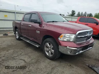 2017 Ram 1500 Big Horn z VIN 1C6RR7LGXHS518235, wystawiony jako Copart lot #57803035 z przebiegiem 104 886 mil mil oraz Szkoda całkowita • Salvage title. Historia ofert i sprzedaży dostępna na DreamBid. Obrazek 4.