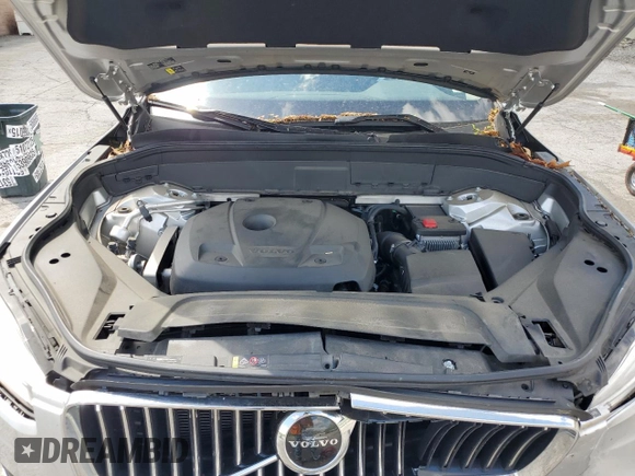 2020 Volvo XC90 Momentum z VIN YV4102PK3L1571551, wystawiony jako Copart lot #57989225 z przebiegiem 48 633 mil mil oraz Szkoda całkowita • Salvage title. Historia ofert i sprzedaży dostępna na DreamBid. Obrazek 12.