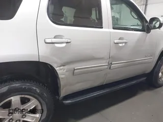 2011 GMC Yukon SLE with VIN 1GKS2AE01BR233860, listed as a IAAI auction lot 41838392 with 226,611 mi miles. Bid and sale history available at carsss.com. Image 6.