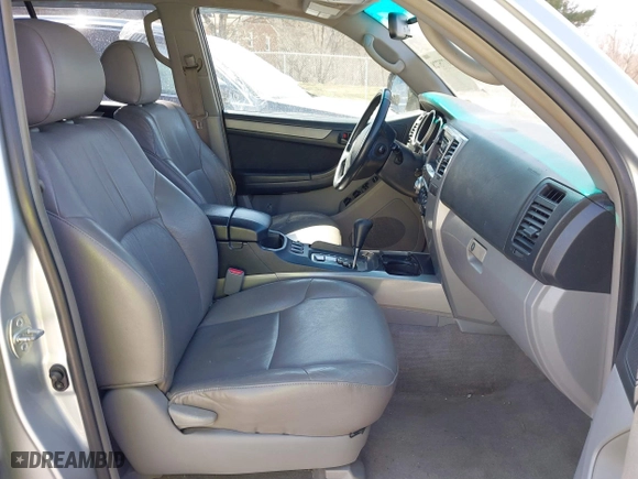2005 Toyota 4Runner SR5 with VIN JTEBU14RX58049660, listed as a IAAI auction lot 41775728 with 194,072 mi miles. Bid and sale history available at carsss.com. Image 5.