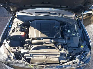 2018 Jaguar XE 25t Premium with VIN SAJAD4FX3JCP20138, listed as a IAAI auction lot 41441120 with 52,795 mi miles. Bid and sale history available at carsss.com. Image 10.