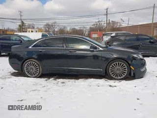 2013 Lincoln MKZ with VIN 3LN6L2JKXDR809858, listed as a IAAI auction lot 41517344 with 204,470 mi miles. Bid and sale history available at carsss.com. Image 13.