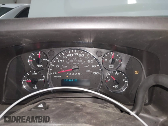 2018 Chevrolet Express Cargo Van with VIN 1GCWGAFP2J1336051, listed as a IAAI auction lot 41832327 with 189,464 mi miles. Bid and sale history available at carsss.com. Image 7.