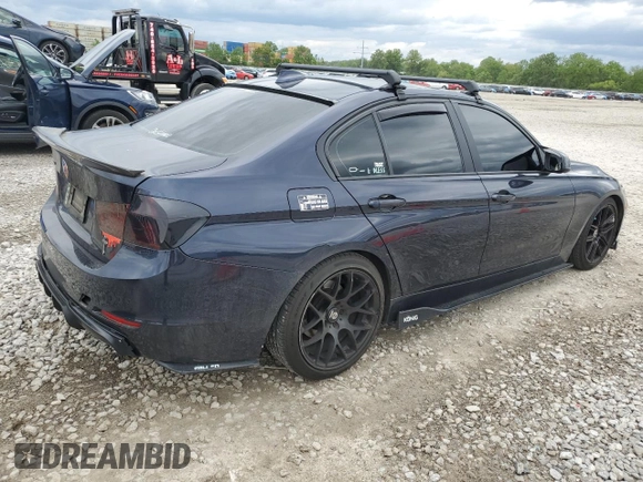 2013 BMW 3 Series 328i xDrive с VIN WBA3B5G53DNP40332, выставлен на аукционе Copart как лот 58344195 с пробегом 167 903 миль миль и Списание • Salvage title. История ставок и продаж доступна на DreamBid. Изображение 3.