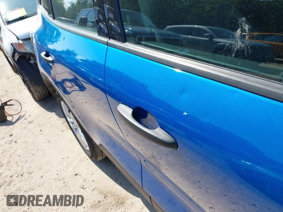 2020 Ford Escape S z VIN 1FMCU9F63LUA49364, wystawiony jako IAAI lot #42538883 z przebiegiem 67 923 mil mil oraz . Historia ofert i sprzedaży dostępna na DreamBid. Obrazek 18.