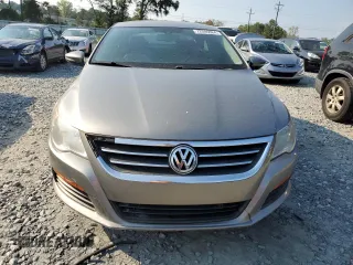 2012 Volkswagen CC Sport with VIN WVWMN7AN7CE548610, listed as a Copart auction lot 72595564 with 190,402 mi miles and Clean Title. Bid and sale history available at carsss.com. Image 5.