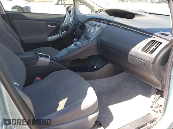 2015 Toyota Prius Four with VIN JTDKN3DU2F1933037, listed as a IAAI auction lot 42140908 with 85,032 mi miles. Bid and sale history available at carsss.com. Image 5.