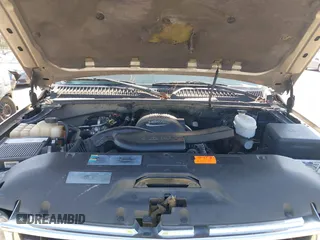 2003 Chevrolet Tahoe LS z VIN 1GNEK13T13J144304, wystawiony jako IAAI lot #41784000 z przebiegiem 363 478 mil mil oraz . Historia ofert i sprzedaży dostępna na DreamBid. Obrazek 10.