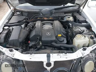 2001 Mercedes-Benz E-Class with VIN WDBJH65J31B364290, listed as a IAAI auction lot 41545677 with 162,040 mi miles. Bid and sale history available at carsss.com. Image 10.