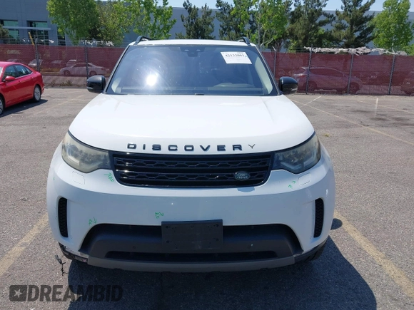 2017 Land Rover Discovery HSE Luxury with VIN SALRHBBV7HA045066, listed as a IAAI auction lot 42132061 with 95,919 mi miles. Bid and sale history available at carsss.com. Image 12.
