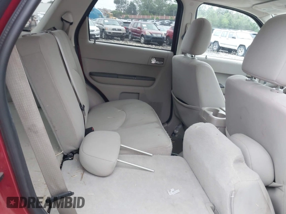 2008 Mercury Mariner with VIN 4M2CU91118KJ10501, listed as a IAAI auction lot 42459842 with Not provided miles and . Bid and sale history available at DreamBid. Image 8.