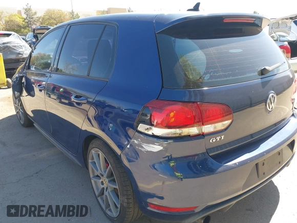 2011 Volkswagen GTI w/Sunroof & Navi PZEV z VIN WVWGD7AJ9BW104487, wystawiony jako IAAI lot #41702023 z przebiegiem 127 706 mil mil oraz . Historia ofert i sprzedaży dostępna na DreamBid. Obrazek 6.