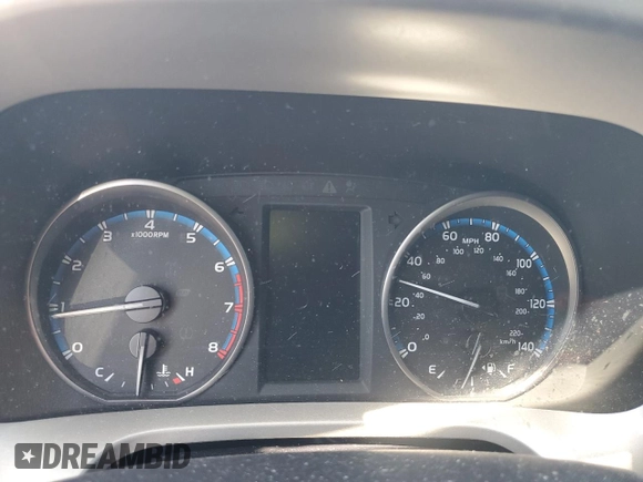 2018 Toyota RAV4 XLE with VIN 2T3WFREV5JW439869, listed as a Copart auction lot 50053895 with Not Provided miles and Clean Title. Bid and sale history available at DreamBid. Image 9.