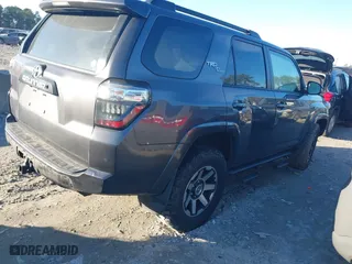 2019 Toyota 4Runner SR5 with VIN JTEBU5JR7K5632342, listed as a IAAI auction lot 41127797 with 88,036 mi miles. Bid and sale history available at carsss.com. Image 12.