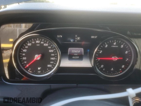 2019 Mercedes-Benz E 450 with VIN WDDZF6JBXKA562502, listed as a Copart auction lot 48072375 with 46,209 mi miles and Salvage Title. Bid and sale history available at DreamBid. Image 9.