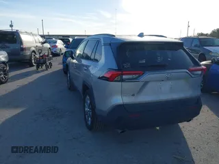 2021 Toyota RAV4 XLE Premium with VIN 2T3C1RFV1MC142071, listed as a IAAI auction lot 41747935 with 82,427 mi miles. Bid and sale history available at carsss.com. Image 3.