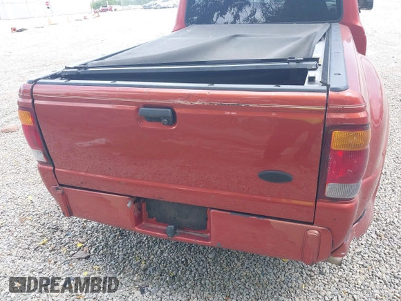 1999 Ford Ranger XL with VIN 1FTYR10C8XPA61560, listed as a IAAI auction lot 42683645 with 186,681 mi miles and . Bid and sale history available at DreamBid. Image 6.