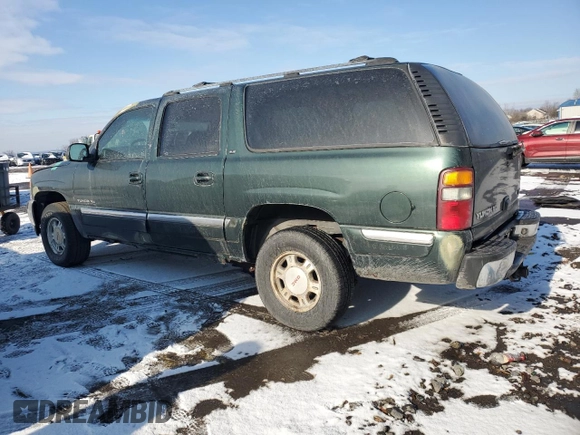 2002 GMC Yukon XL SLT with VIN 1GKEC16Z22J147480, listed as a Copart auction lot 88501475 with 180,180 mi miles and Salvage Title. Bid and sale history available at carsss.com. Image 2.