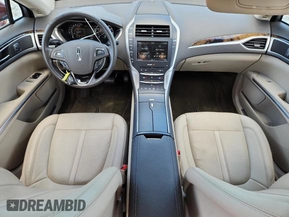 2016 Lincoln MKZ с VIN 3LN6L2G93GR627055, выставлен на аукционе Copart как лот 61232625 с пробегом 37 846 миль миль и На запчасти • Non repairable. История ставок и продаж доступна на DreamBid. Изображение 8.