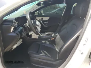 2019 Mercedes-Benz A 220 z VIN WDD3G4EB3KW013647, wystawiony jako Copart lot #53867645 z przebiegiem 84 904 mil mil oraz Nie do naprawy. Historia ofert i sprzedaży dostępna na DreamBid. Obrazek 7.