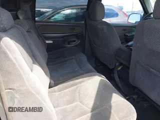 2002 Chevrolet Avalanche z VIN 3GNEC13T22G300623, wystawiony jako IAAI lot #42394549 z przebiegiem 272 961 mil mil oraz . Historia ofert i sprzedaży dostępna na DreamBid. Obrazek 8.