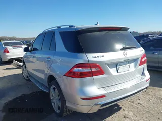 2014 Mercedes-Benz M 550 with VIN 4JGDA7DB0EA364998, listed as a IAAI auction lot 41806211 with 152,603 mi miles and . Bid and sale history available at DreamBid. Image 3.