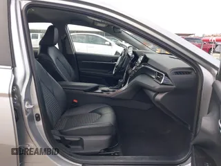 2022 Toyota Camry SE with VIN 4T1G11AK5NU625216, listed as a IAAI auction lot 41506214 with 65,097 mi miles. Bid and sale history available at carsss.com. Image 5.