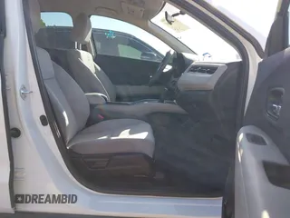 2021 Honda HR-V LX with VIN 3CZRU6H32MM742703, listed as a IAAI auction lot 42225960 with 43,897 mi miles and . Bid and sale history available at DreamBid. Image 5.