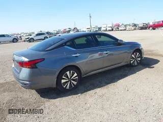 2019 Nissan Altima SV with VIN 1N4BL4DVXKN305921, listed as a IAAI auction lot 41822527 with 137,205 mi miles and . Bid and sale history available at DreamBid. Image 4.