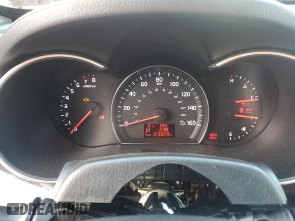 2014 Kia Sorento LX z VIN 5XYKT3A6XEG449692, wystawiony jako Copart lot #55324885 z przebiegiem 103 809 mil mil oraz Szkoda całkowita • Salvage title. Historia ofert i sprzedaży dostępna na DreamBid. Obrazek 9.