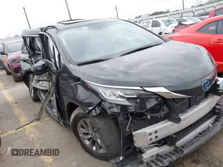 2023 Toyota Sienna XLE z VIN 5TDYSKFC8PS074090, wystawiony jako IAAI lot #41850368 z przebiegiem 44 057 mil mil oraz . Historia ofert i sprzedaży dostępna na DreamBid. Obrazek 1.