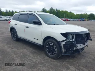 2020 Nissan Pathfinder SL z VIN 5N1DR2CM6LC599776, wystawiony jako IAAI lot #39948319 z przebiegiem 53 897 mil mil oraz . Historia ofert i sprzedaży dostępna na DreamBid. Obrazek 1.