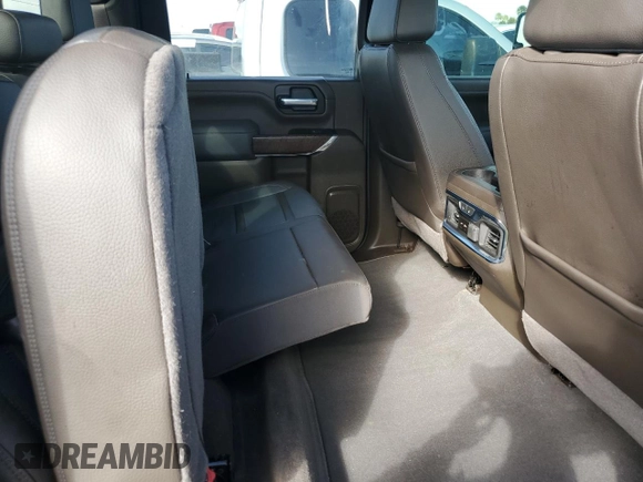 2023 GMC Sierra 3500HD Denali z VIN 1GT49WEY9PF135123, wystawiony jako Copart lot #74175484 z przebiegiem Nie podano mil oraz Nie do naprawy • Non repairable. Historia ofert i sprzedaży dostępna na DreamBid. Obrazek 10.