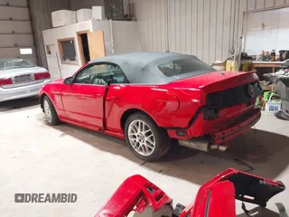 2014 Ford Mustang V6 with VIN 1ZVBP8EM9E5303736, listed as a IAAI auction lot 41895487 with 130,149 mi miles. Bid and sale history available at carsss.com. Image 3.