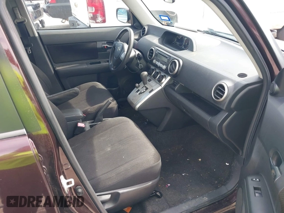 2009 Scion xB z VIN JTLKE50E291075491, wystawiony jako IAAI lot #42337561 z przebiegiem 227 665 mil mil oraz . Historia ofert i sprzedaży dostępna na DreamBid. Obrazek 5.