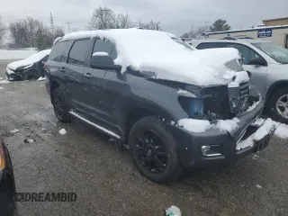 2019 Toyota Sequoia SR5 with VIN 5TDBY5G15KS173235, listed as a Copart auction lot 82596994 with 0 mi miles and Salvage Title. Bid and sale history available at carsss.com. Image 4.