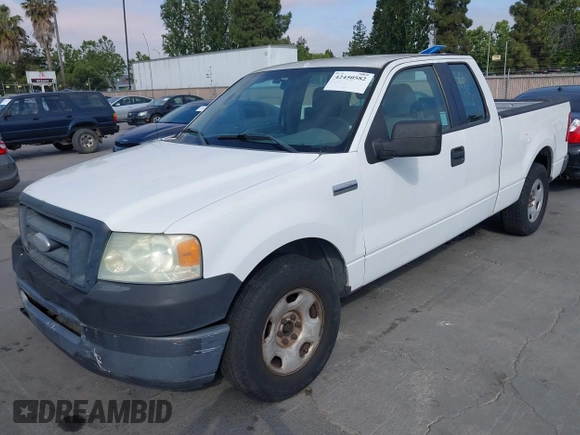 2006 Ford F-150 XLT with VIN 1FTPX125X6KD32131, listed as a IAAI auction lot 42450582 with 259,423 mi miles and . Bid and sale history available at DreamBid. Image 2.