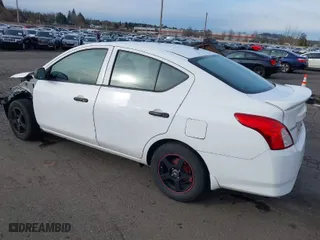 2015 Nissan Versa S Plus with VIN 3N1CN7AP6FL809150, listed as a IAAI auction lot 41593443 with 94,886 mi miles. Bid and sale history available at carsss.com. Image 3.