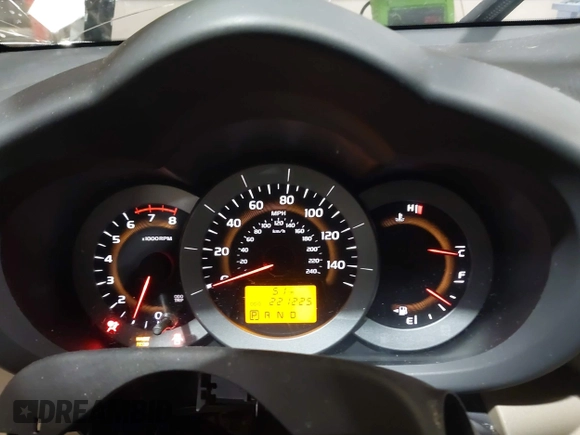 2011 Toyota RAV4 Ltd with VIN 2T3DK4DV3BW045652, listed as a IAAI auction lot 41399253 with 221,225 mi miles. Bid and sale history available at carsss.com. Image 7.