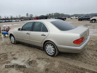 1997 Mercedes-Benz E-Class with VIN WDBJF55F2VJ031344, listed as a Copart auction lot 46499055 with 109,833 mi miles and Clean Title. Bid and sale history available at carsss.com. Image 2.