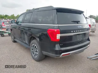 2024 Ford Expedition XLT with VIN 1FMJU1J85REA09324, listed as a IAAI auction lot 42520300 with 41,731 mi miles and . Bid and sale history available at DreamBid. Image 3.