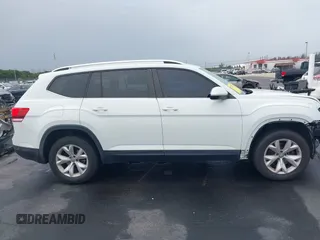 2018 Volkswagen Atlas S z VIN 1V2AP2CA7JC599090, wystawiony jako IAAI lot #42419230 z przebiegiem 81 176 mil mil oraz . Historia ofert i sprzedaży dostępna na DreamBid. Obrazek 14.