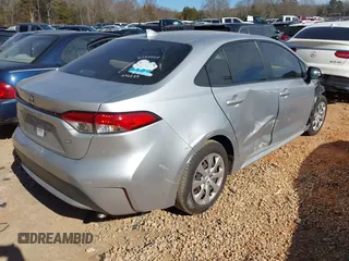 2021 Toyota Corolla LE with VIN JTDEPMAE3MJ138862, listed as a IAAI auction lot 41450043 with 79,297 mi miles. Bid and sale history available at carsss.com. Image 4.