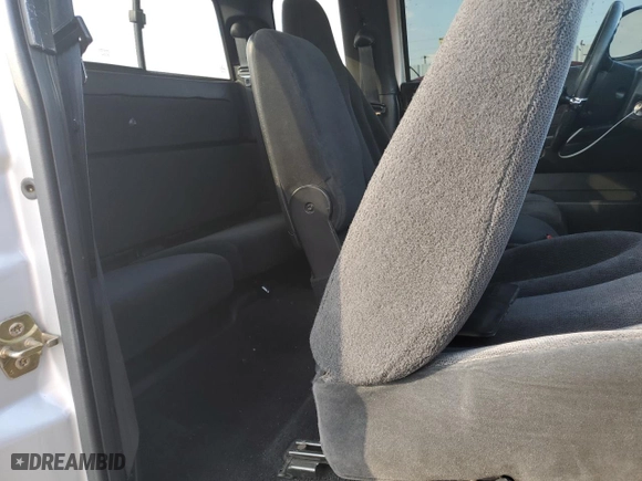 2004 Dodge Dakota SLT with VIN 1D7GL42N94S576921, listed as a Copart auction lot 89334585 with 175,085 mi miles and Salvage Title. Bid and sale history available at carsss.com. Image 10.