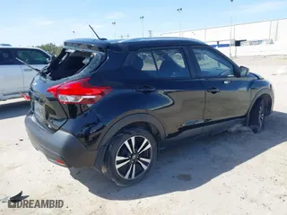 2018 Nissan Kicks SV with VIN 3N1CP5CU6JL510350, listed as a IAAI auction lot 41709428 with 110,080 mi miles. Bid and sale history available at carsss.com. Image 4.