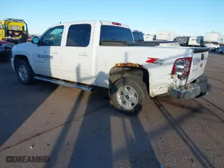 2013 Chevrolet Silverado 1500 LTZ with VIN 3GCPKTE71DG217428, listed as a IAAI auction lot 40835120 with 195,000 mi miles. Bid and sale history available at carsss.com. Image 3.